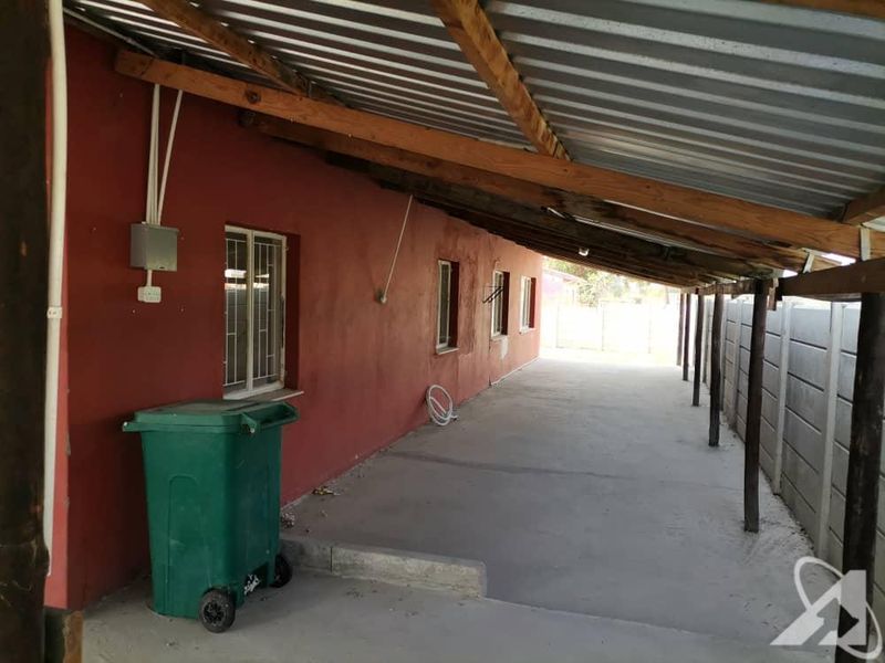 Freestanding House For Sale In Ondangwa Extension No 2 - Photo 5