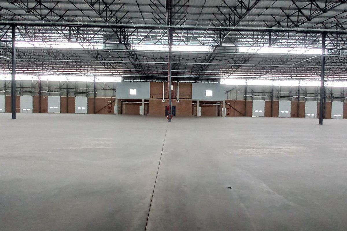 **1,910m2 A-Grade Warehouse To Let | Dakota Precinct, Rand Airport Industrial Park** - Photo 3