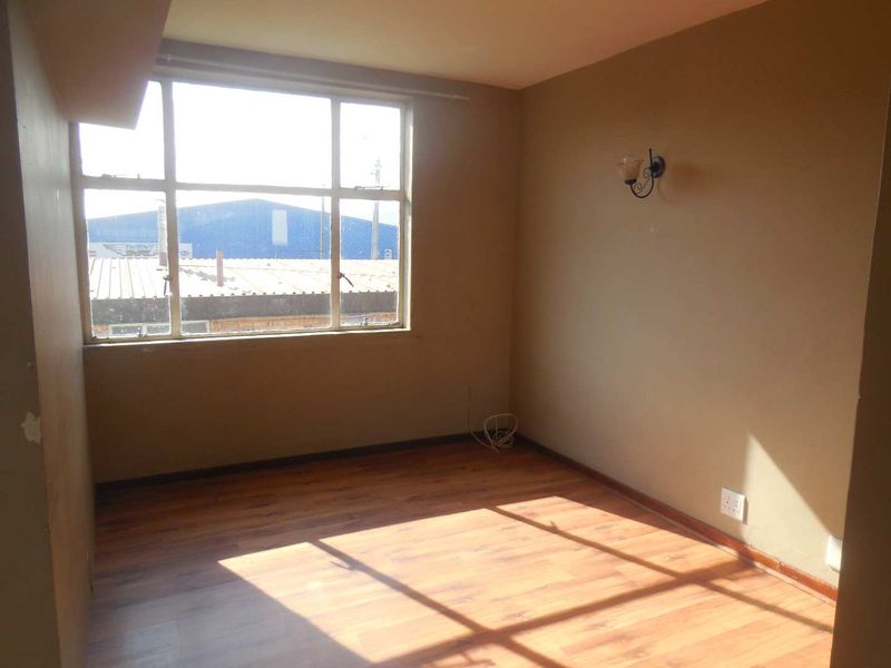 x1 Bedroom apartment at Maryn Flats - Photo 5
