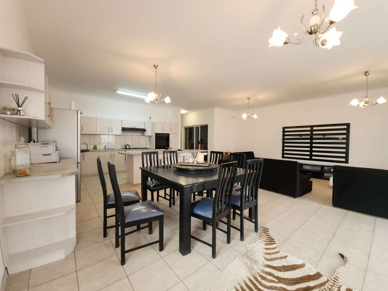 This house in Sunbay is newly repainted. - Photo 7