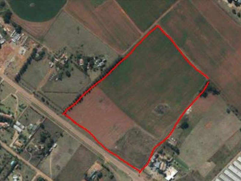 Very Large vacant stand on Garsfontein Road, close to The Hills Estate - Photo 10