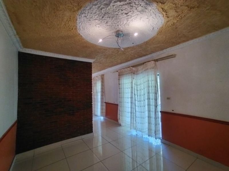 From Fixer to Fabulous - Photo 7
