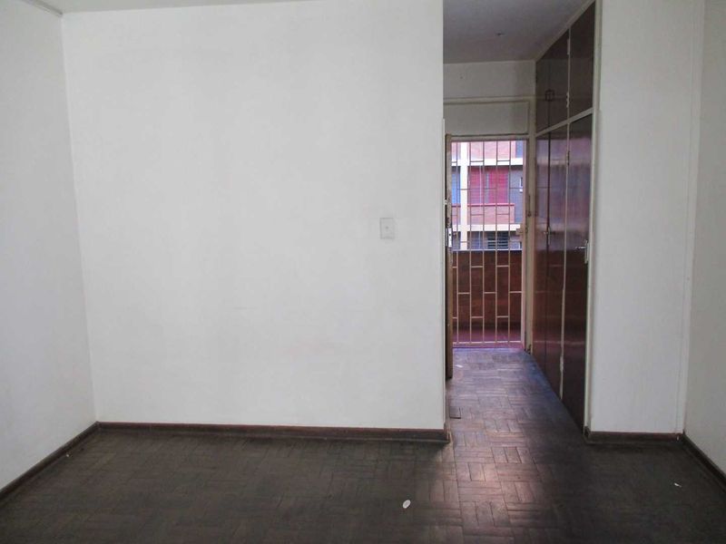BACHELOR FLAT TO RENT IN PRETORIA CENTRAL - Photo 7