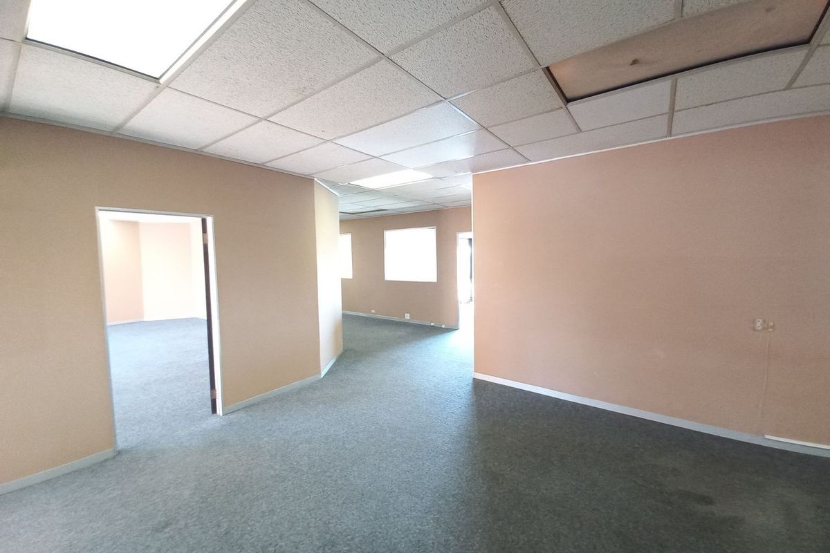 877m2 Alrode Office To Let - Photo 4