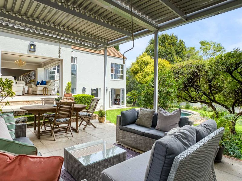 SPACIOUS 4 BEDROOM HOME IN PEACEFUL SECURE ESTATE, DAINFERN VALLEY - Photo 7