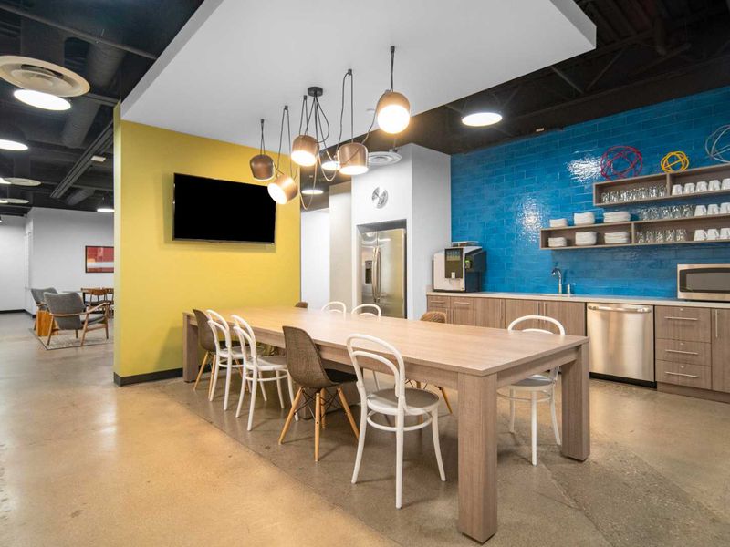 Serviced office space for 10 persons in Regus Centurion Mall - Photo 7