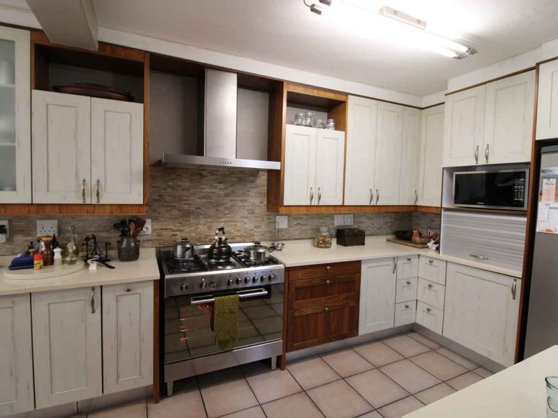 Area of high priced homes - Photo 10