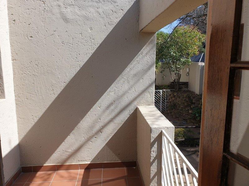 1 BEDROOM APARTMENT FOR SALE IN ELTON HILL - Photo 10