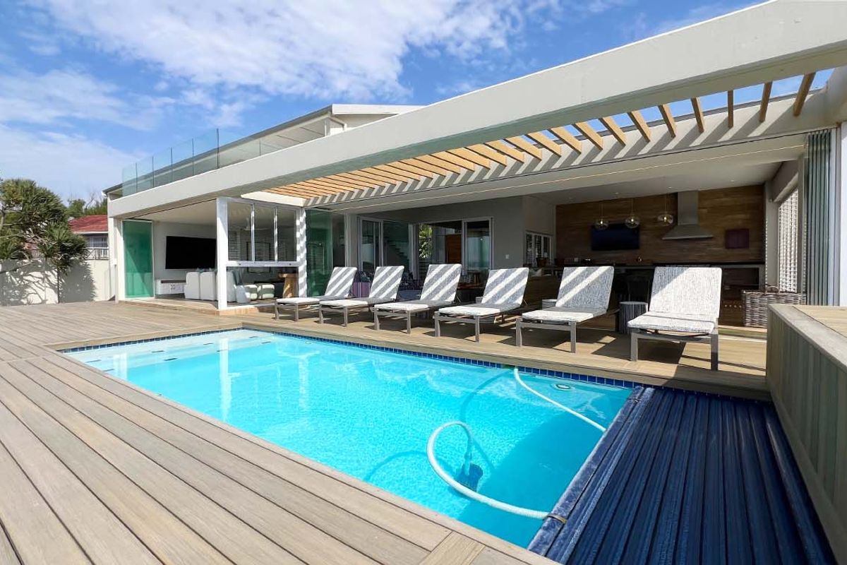 Magnificent Beachfront Treasure - Photo 5