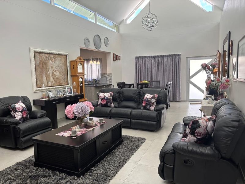 Stunning property at Elisenheim for sale ! - Photo 4