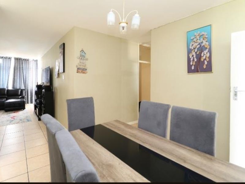 1.5 Bedroom Apartment For Sale, Excellent Location - Photo 4