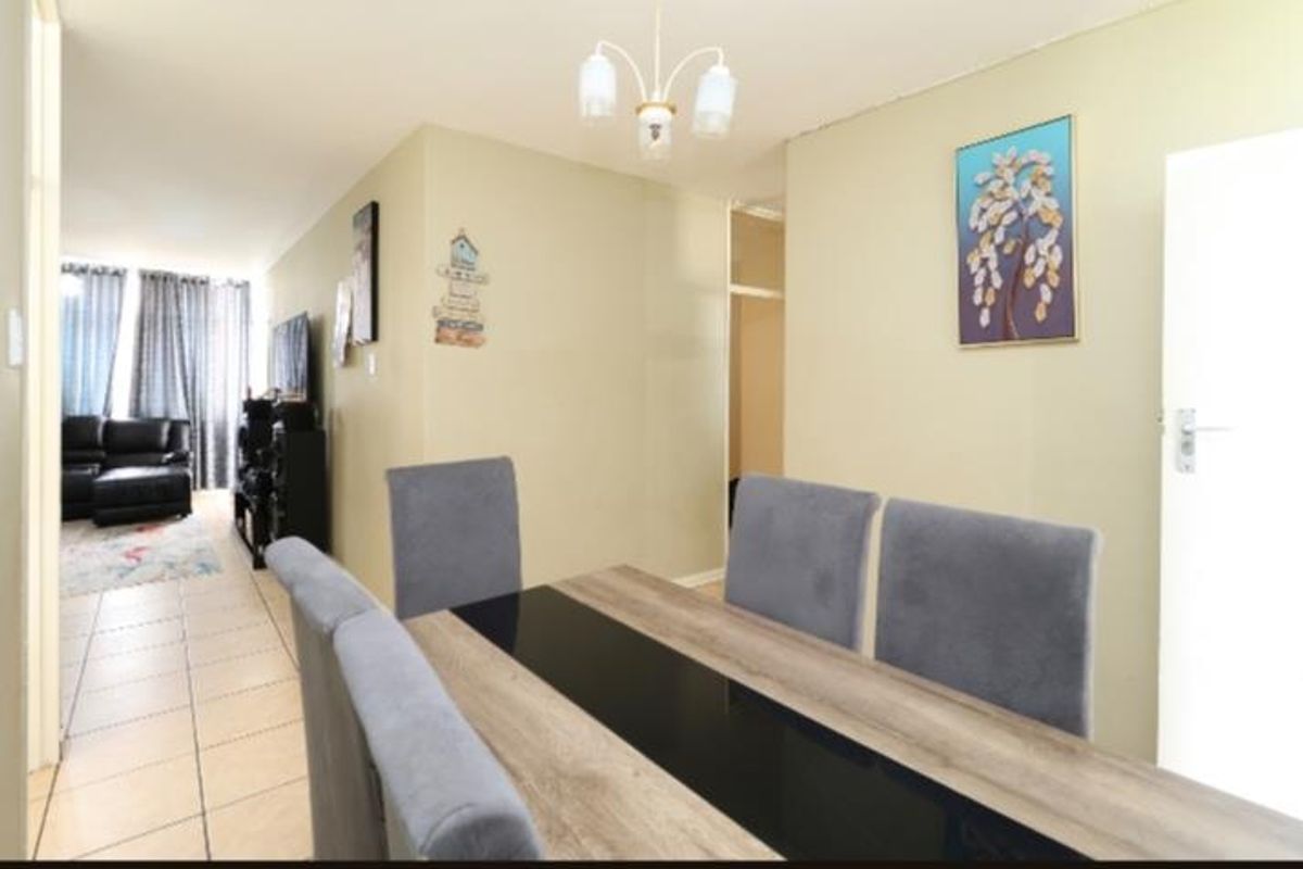 1.5 Bedroom Apartment For Sale, Excellent Location - Photo 4