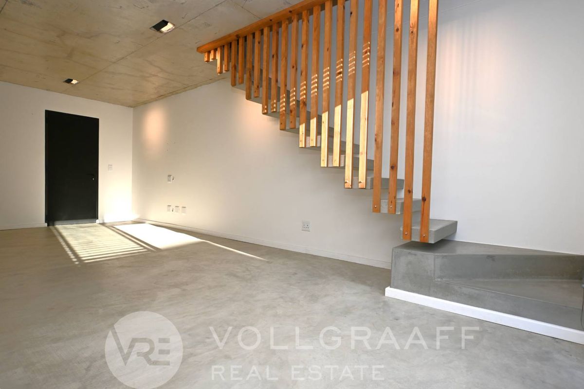 2-Bedroom Unit for Rent - 1 June 2026 - Photo 3