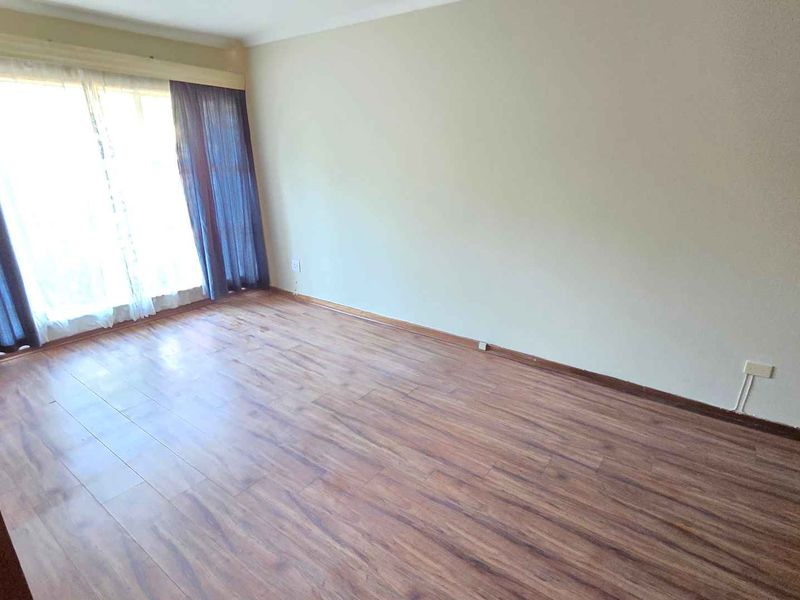 “Invest, Relax, or Right-Size – This One Ticks All the Boxes!” - Photo 5