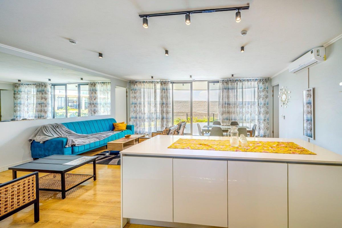 Luxurious Fully Furnished four bedroom apartment for Rent at Ellipse, Waterfall City - Photo 4
