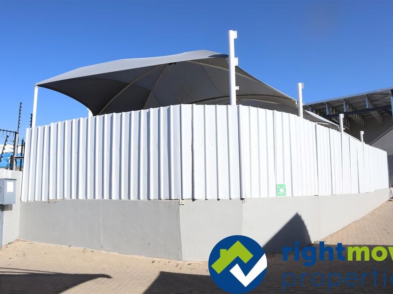 Business premises that’s Perfect for workshop or panel beater. Easily accessible. - Photo 2