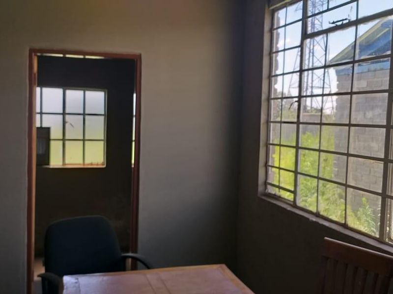 Industrial Property To Let - Photo 4