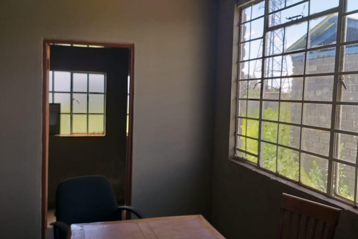 Industrial Property To Let - Photo 4