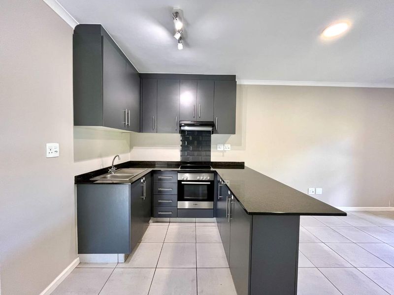 Stylish Ground-Floor Home in The Woods Estate, KZN - Photo 3