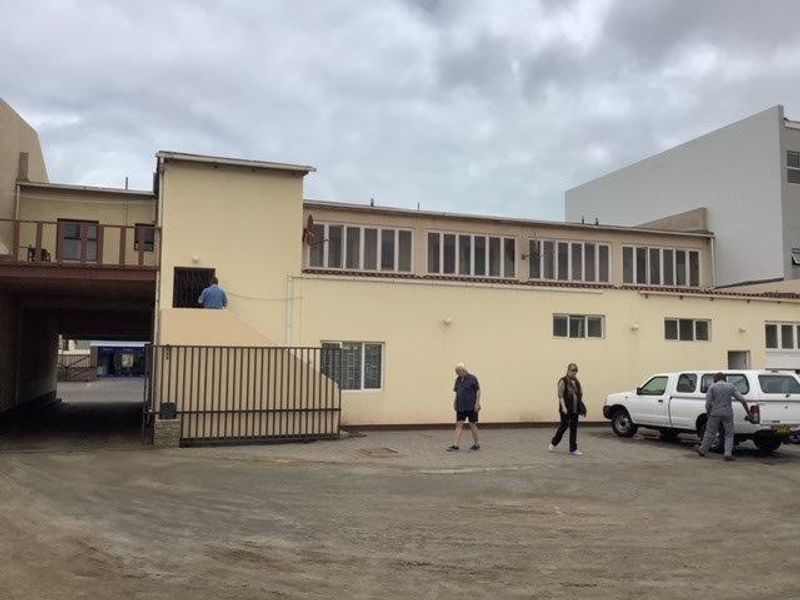 FOR SALE- 2X OFFICE SPACES AND 3X, 2 BEDROOM FLATS, WALVISBAY, NAMIBIA - Photo 5