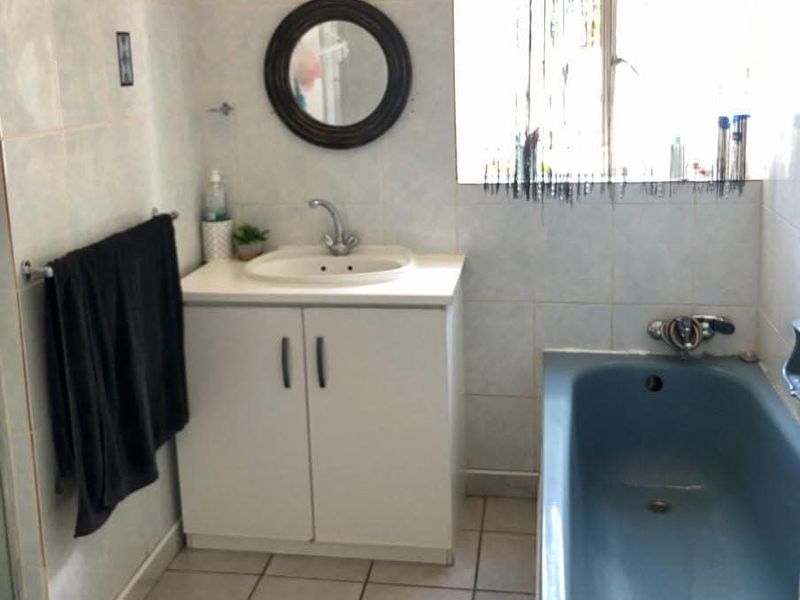 Beautiful flat for sale in ext4 - Tsumeb - Photo 8