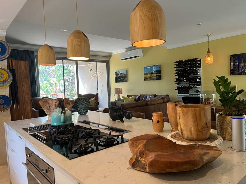 Beautifully apartment in Zimbali Plantation offers a fantastic opportunity for anyone looking for a stylish, low-maintenance home in a prime location - Photo 4