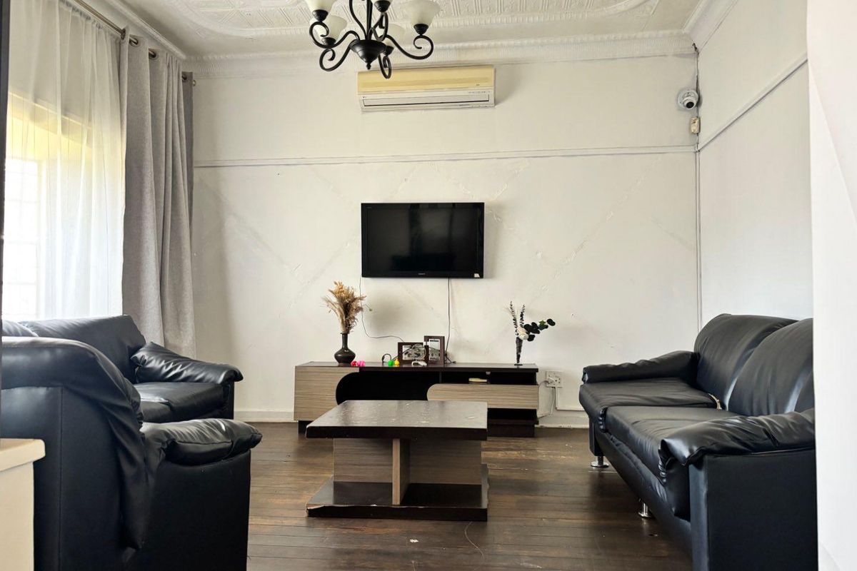 A spacious and versatile property - Photo 5