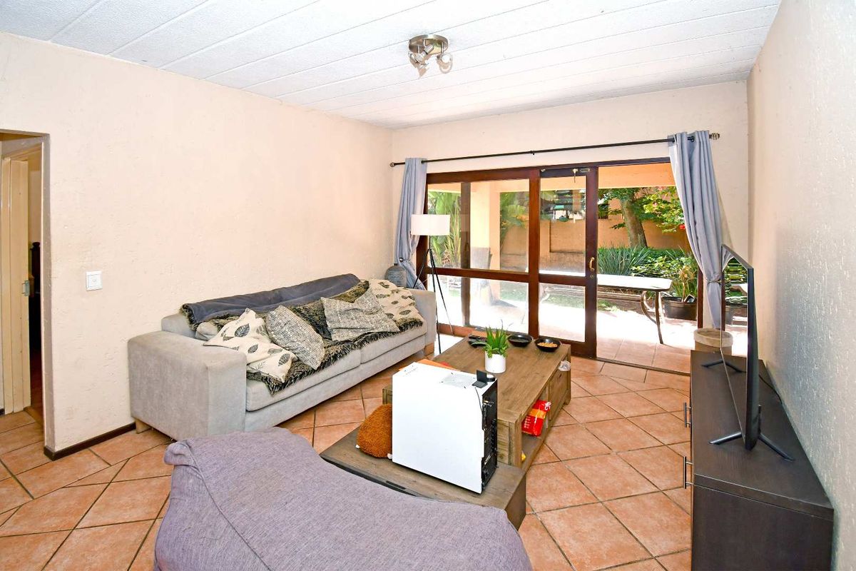 Charming 1-Bedroom Ground-Floor Garden Apartment in Chobe Sands, Douglasdale - Photo 4