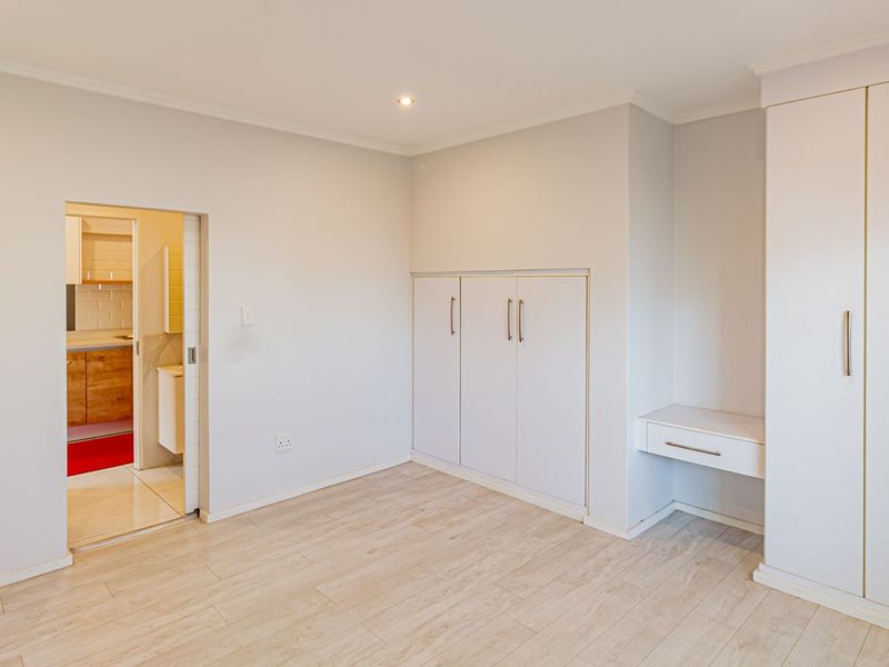 1 Bedroom Apartment for sale in Bryanston - Photo 9