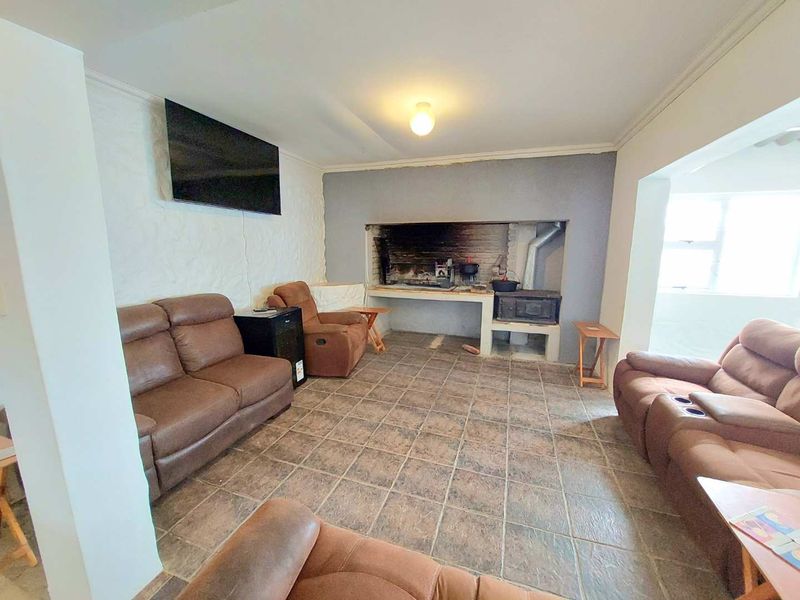 Rudi's Self-Catering House with Flat - Photo 4