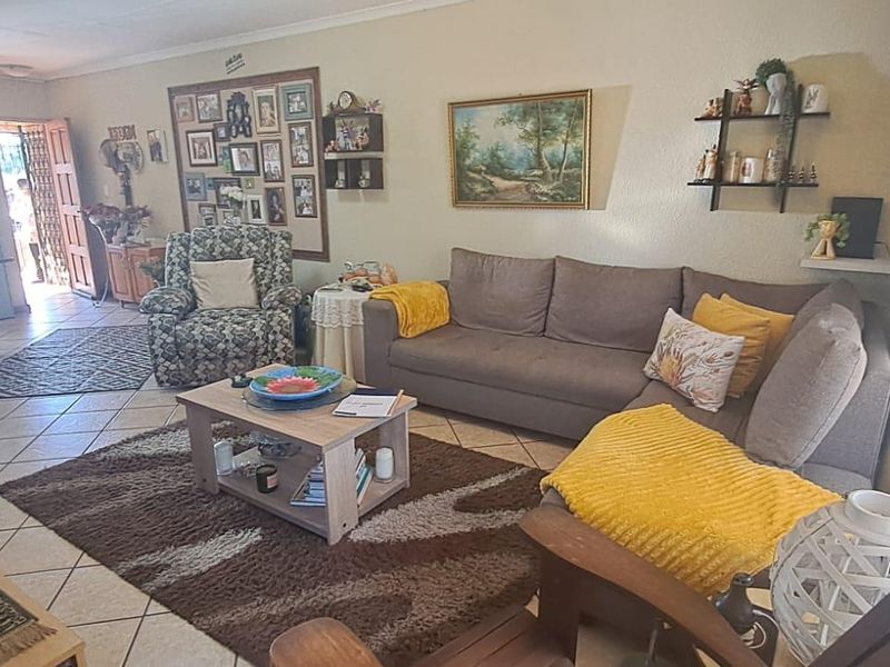 Modern Comfort Meets Secure Living in Duku Duku - Photo 5