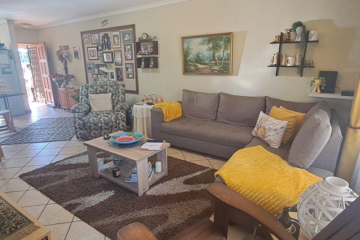 Modern Comfort Meets Secure Living in Duku Duku - Photo 5