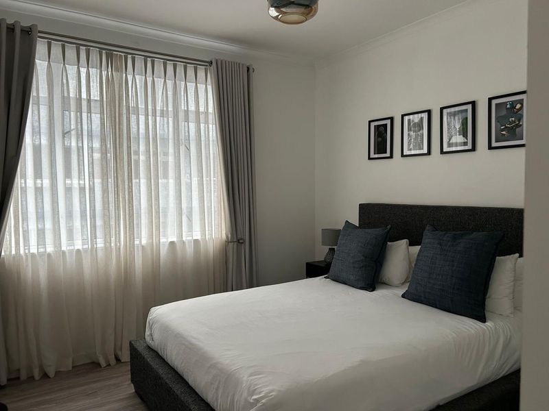 Modern 1-Bedroom Apartment To Rent – Three Anchor Bay - Photo 6