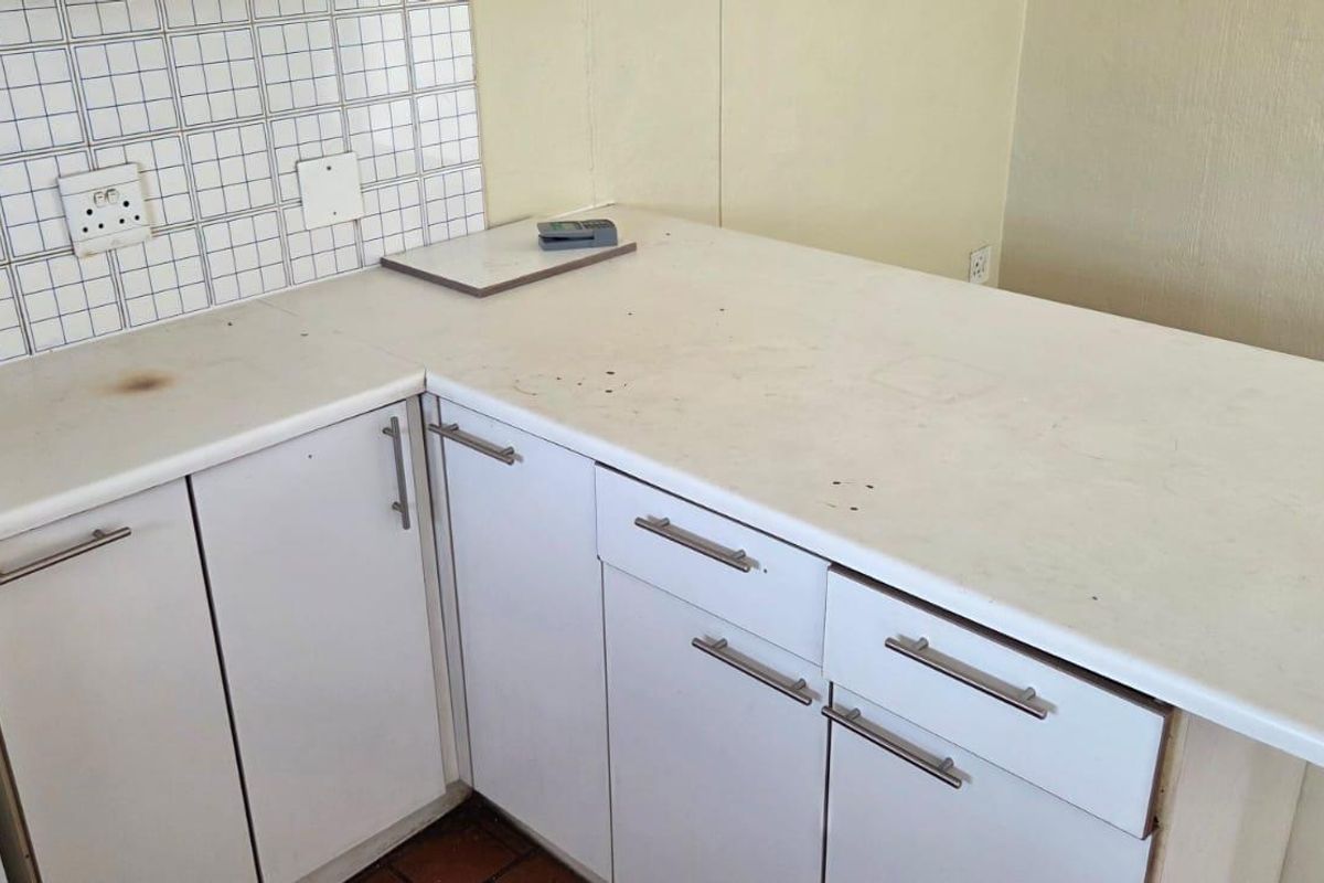 ONE BEDROOM - Photo 3