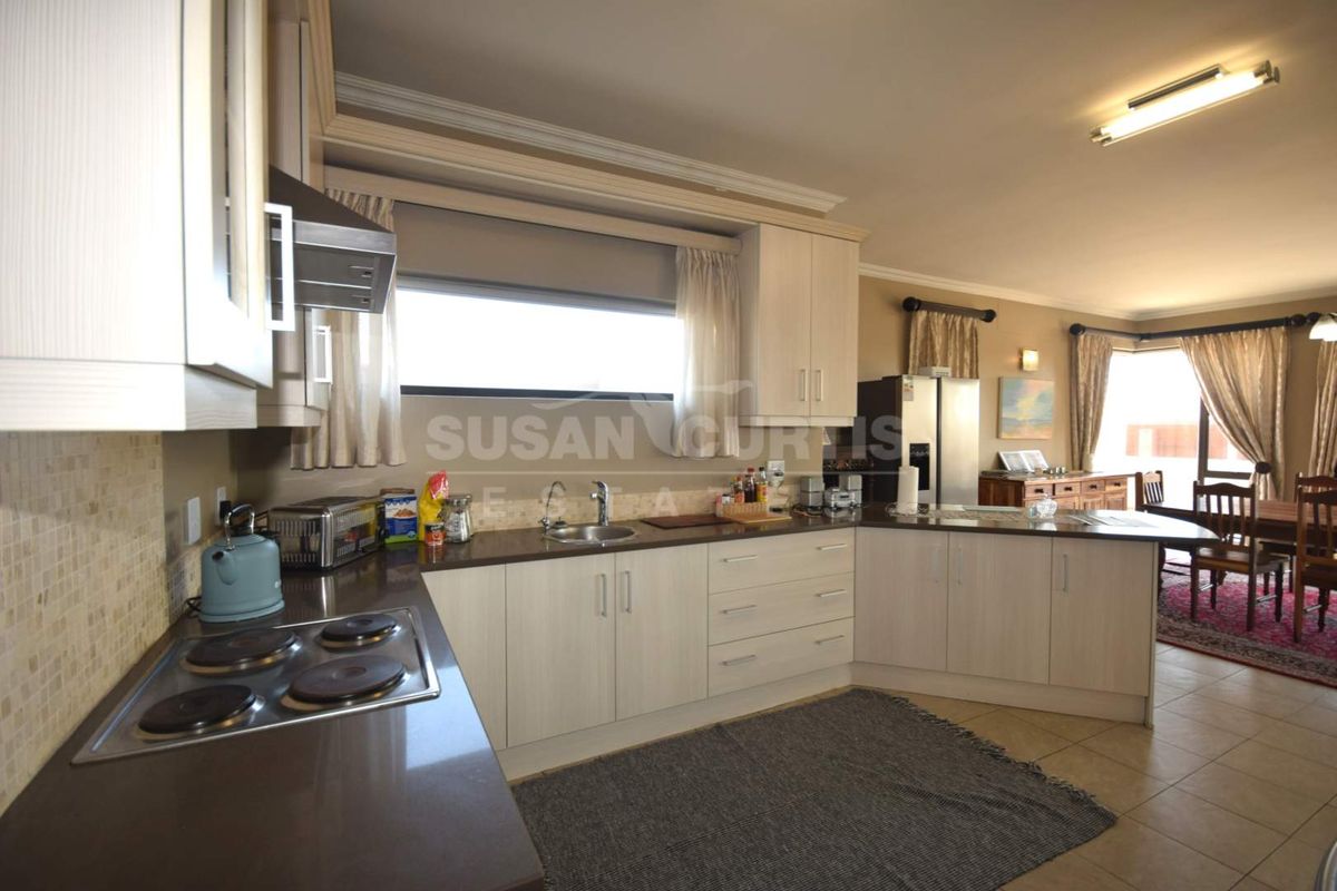 Furnished house in Dolphin Beach - Photo 4