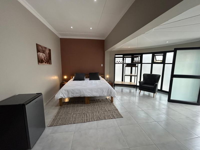 ESTABLISHED GUESTHOUSE BUSINESS - Photo 9