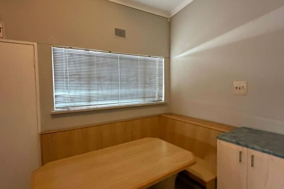 Office Building To Let — Luxury Hill, Klein Windhoek - Photo 5