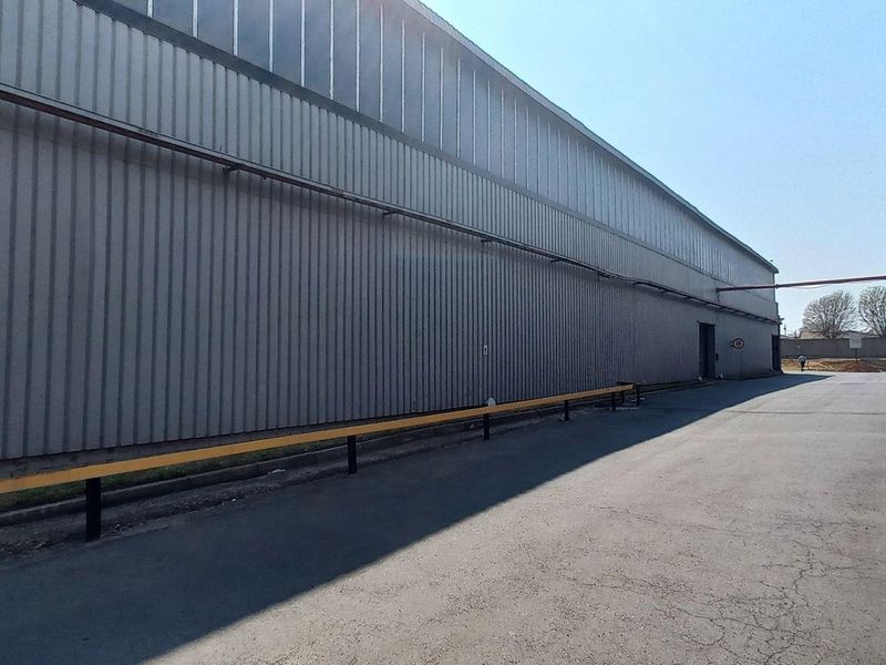 4 280m2 Benoni Warehouse To Let - Photo 4