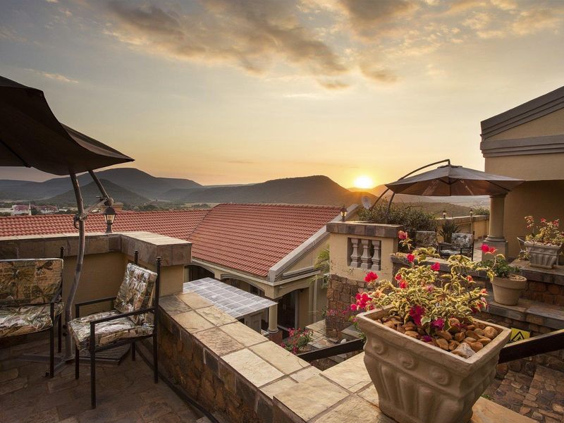 Premier Hospitality Investment | Established Guest Lodge in the Heart of the Panorama Region - Photo 5