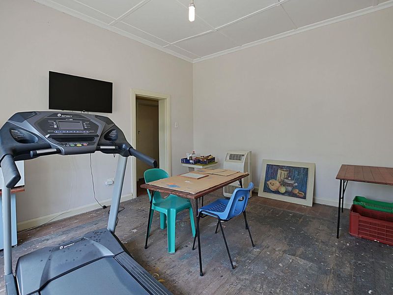 Versatile Property for the Extended Family or Rental Income - Photo 6