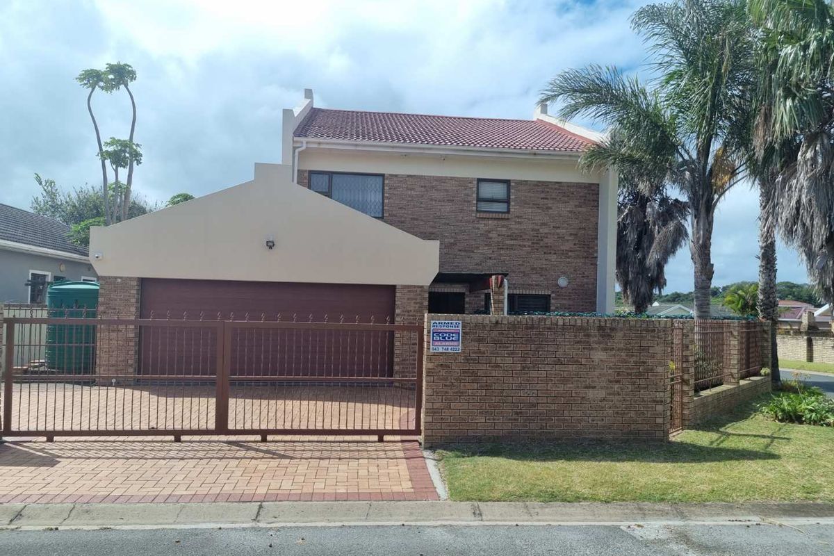 Exclusive home situated in a exclusive area! - Photo 2