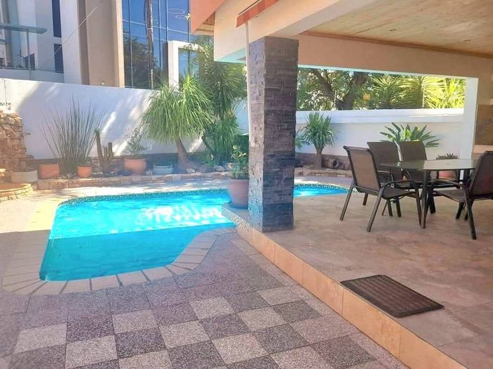 Property #2553488, House Rental Monthly in Klein Windhoek