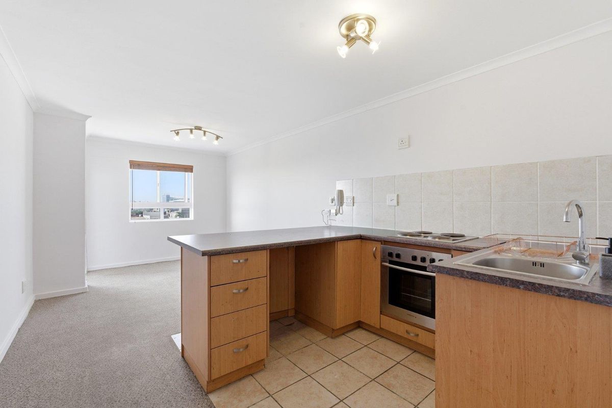 1 Bedroom Apartment in Salt River - UNFURNISHED - Photo 4