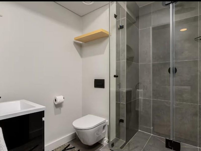 Beautiful Apartment with Breathtaking views - Photo 10