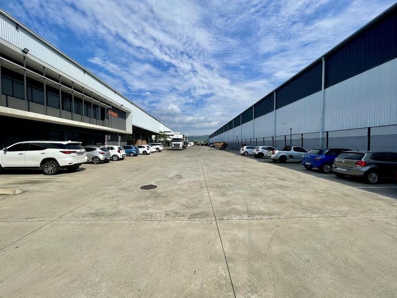 Hendra - High-Capacity Storage & Distribution Facility | Prime Cornubia - Photo 2