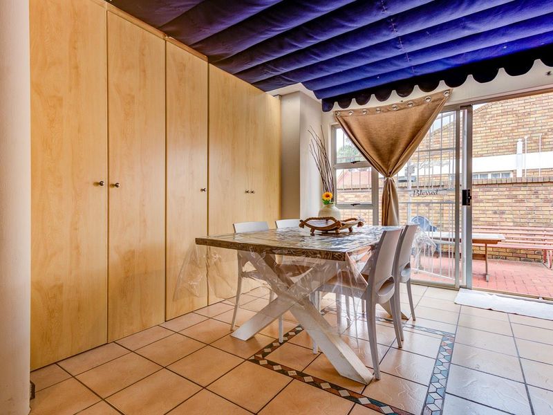 SECURE, PEACEFUL LIVING - PET FRIENDLY and LOW LEVY too! - Photo 10