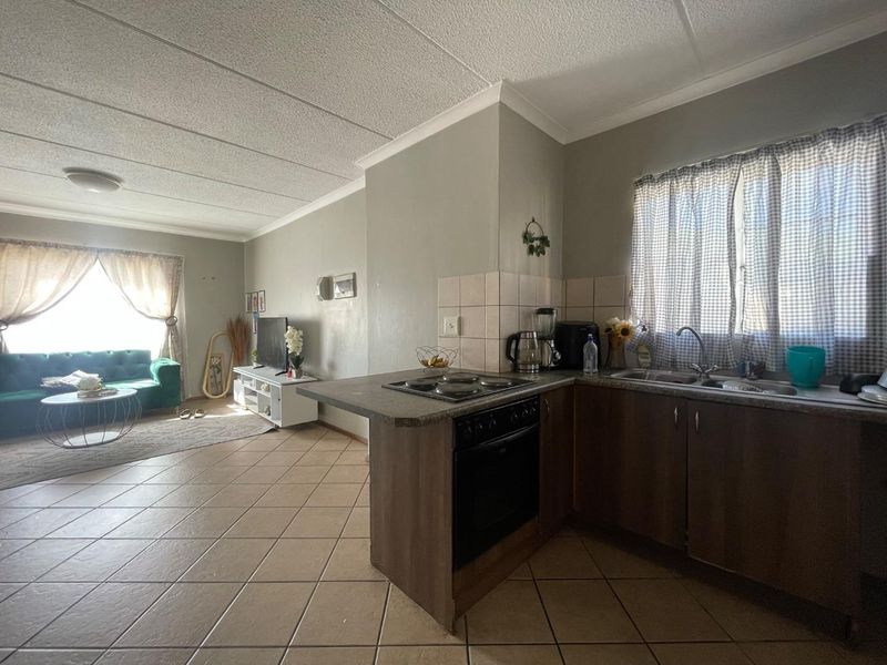 1st Floor Bargain - Photo 3