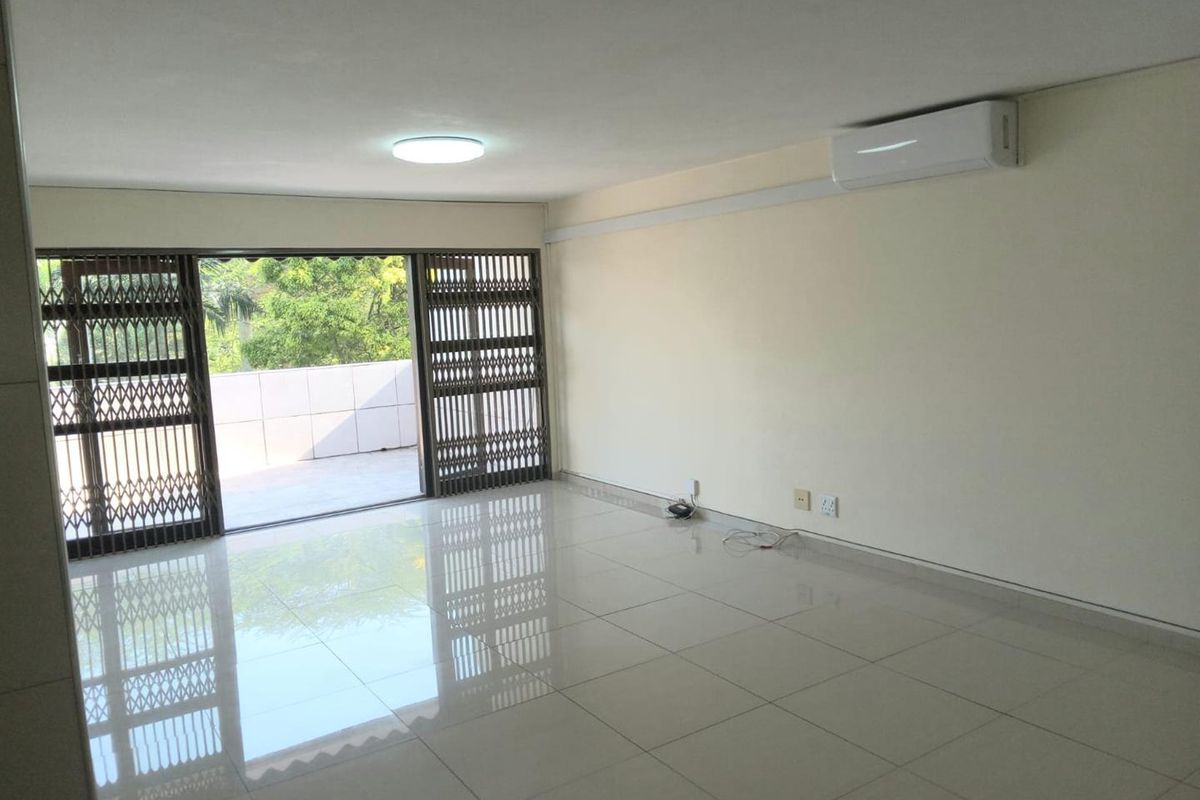 3 Bedroom townhouse with manned security, 2 garages and 1 parking for sale - Photo 3