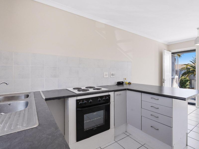 Lovely One Bedroom Apartment in Bay Ridge - Photo 7