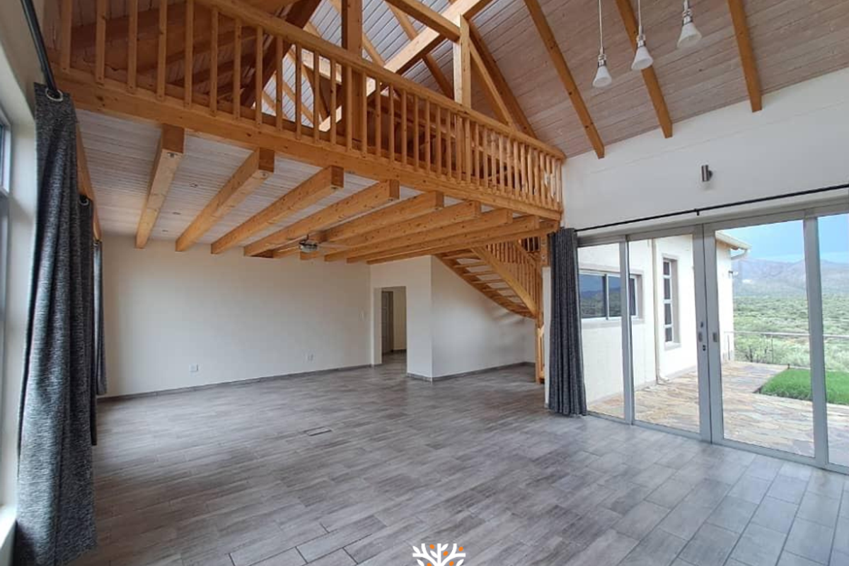 Luxury Estate Living in Finkenstein | N$18 Million - Photo 2